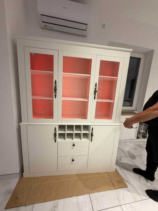 Witryna, komoda, kredens, regał do jadalni salonu