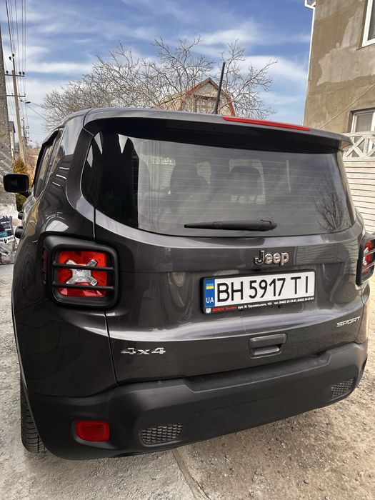 Автомобиль Jeep renegade 2019