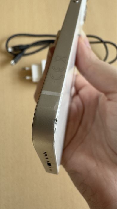 iPhone 13 128GB  Starlight