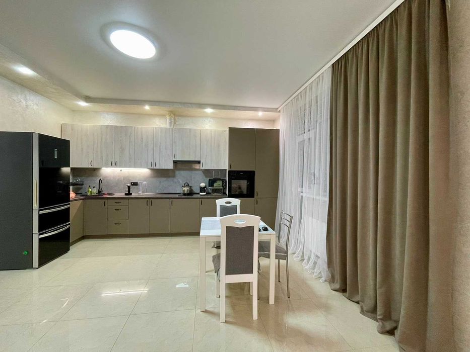 2-комнатаня квартира с ремонтом на Таирово