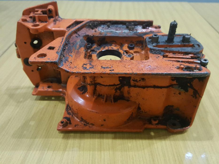 Husqvarna 246 Karter Obudowa Silnika Korpus
