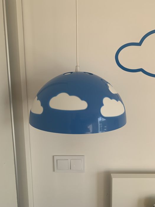 Cloud-shaped lamp