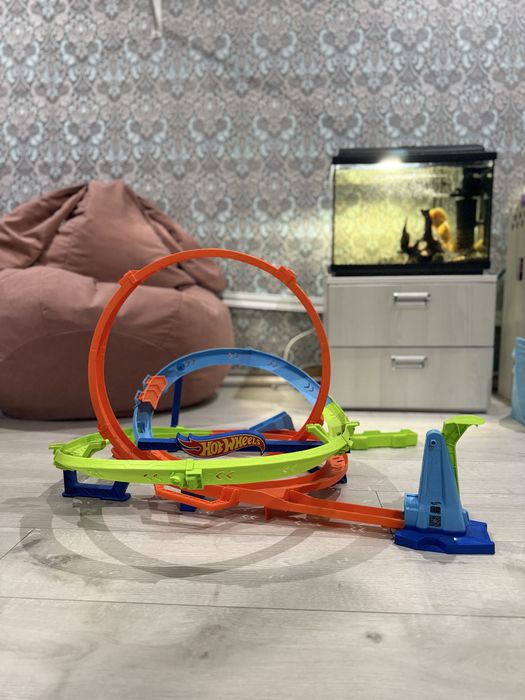 Трек хотвилс hotweels