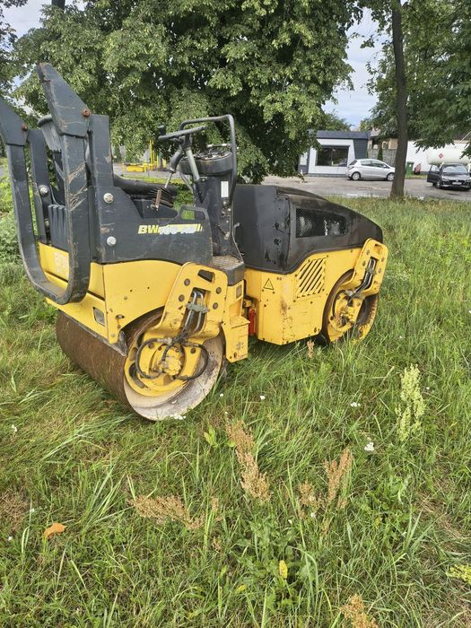 Bomag BW 100 AD-5 DYNAPAC CC HAMM HD AMMMAN 2xWIBRACJE SUPER STAN 1662 MTH VIBROMAX WALEC DROGOWY  pierwszy właściciel,super stan,mało MTH,silnik Kubota,2xwibracja