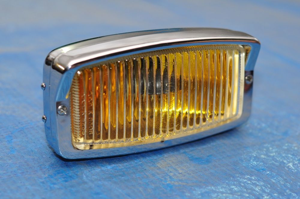 Продам противотуманную фару для Porsche 911 или Lamborghini  Islero