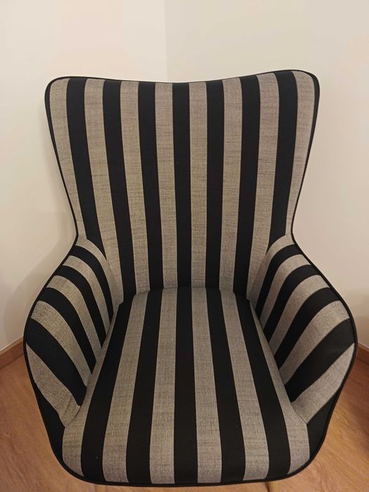 Poltrona / Cadeirão Simested do JYSK NOVO