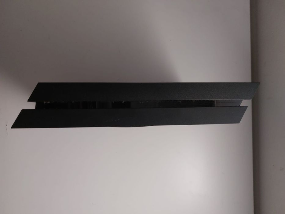 PS4 1TB sem comandos