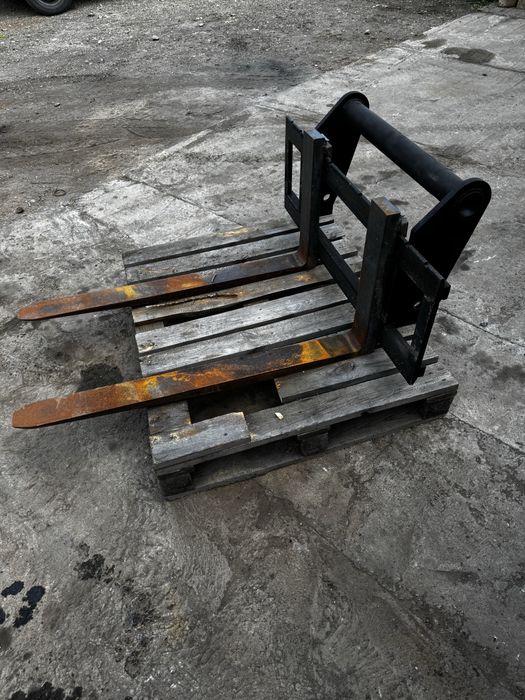 Widły do Manitou 2T Mocne i Solidne, Gotowe do Pracy
