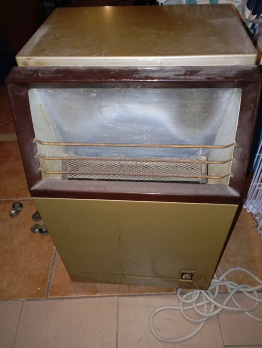 Micro ondas e torradeiras e aquecedor a gás