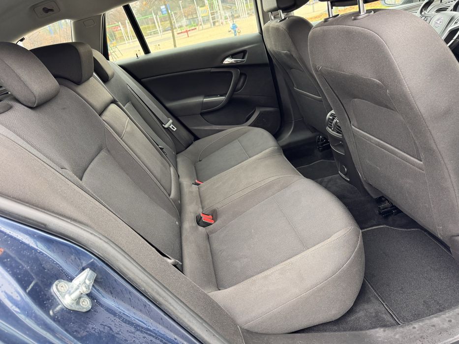 Insignia 1.8 16v Super Stan /Maly przebieg/