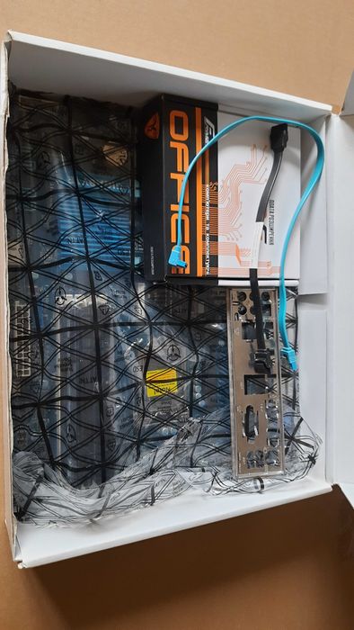 Комплект GA-Z77-D3H + Patriot Viper Xtreme DDR3 16Gb (4*4Gb) 2133 CL11