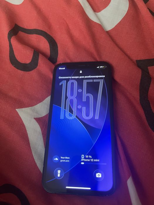 iphone 12 mini.