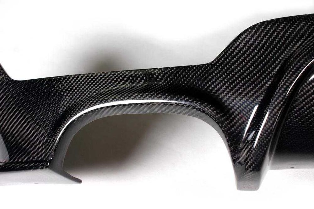накладка диффузор заднего бампера карбон BMW F32 F33 F36 М Performance