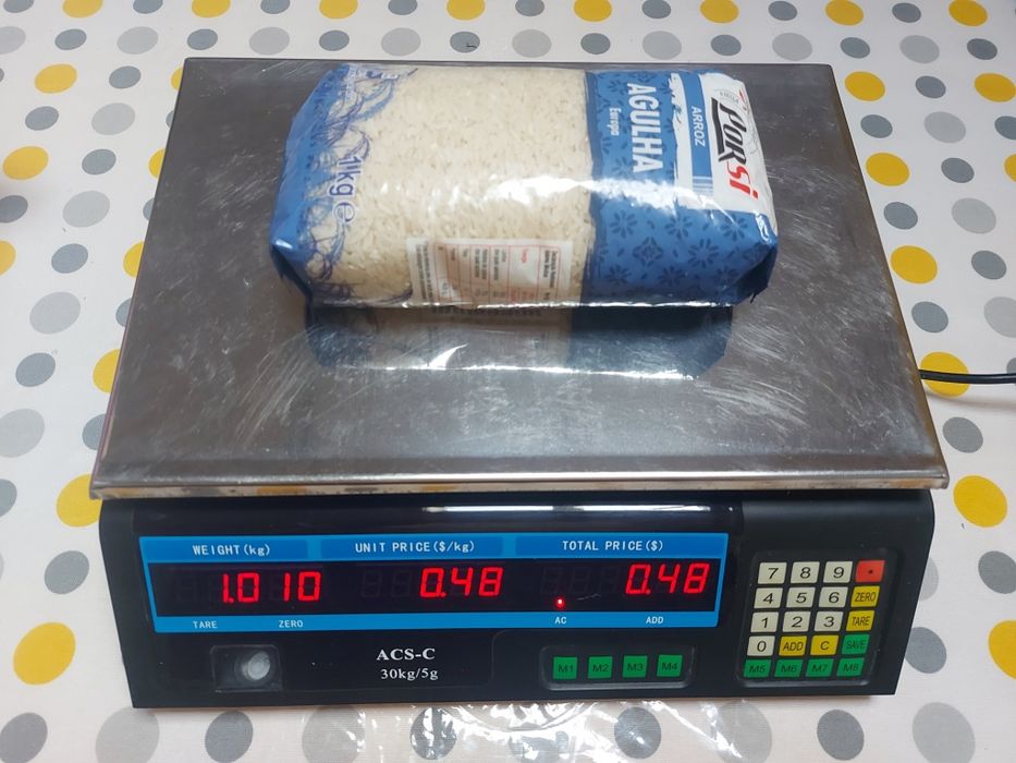 Grd oportunidade. Balança digital a corrente 220v e a bateria