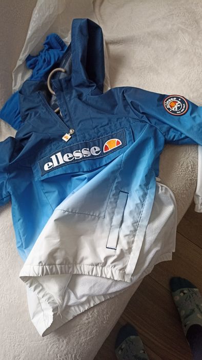 анорак ellesse,128-134
