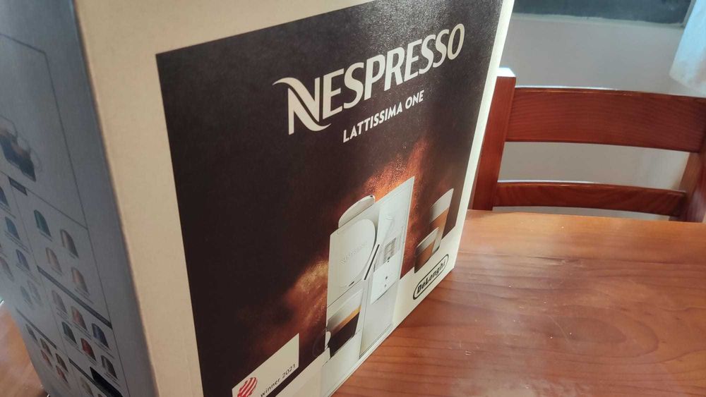 Nespresso Lattissima One Shadow Black (Nova Embalada) Garantia 01/2028