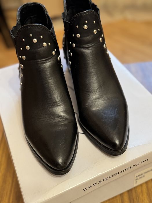 Чорні ботильони Steve Maddene