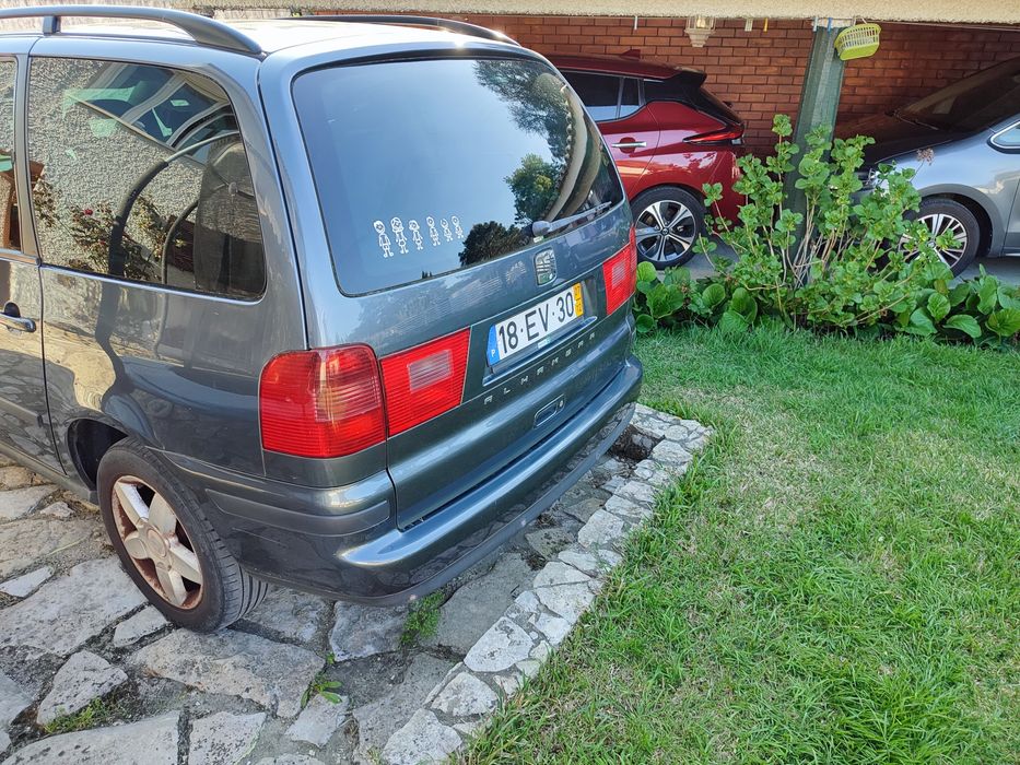 SEAT Alhambra 2.0 TDI (140 cv) — Excelente estado, muito bem equipada