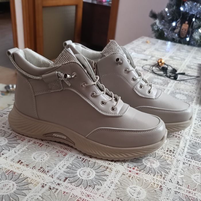 Жіночі черевики, 40 р.  Осінь, весна.