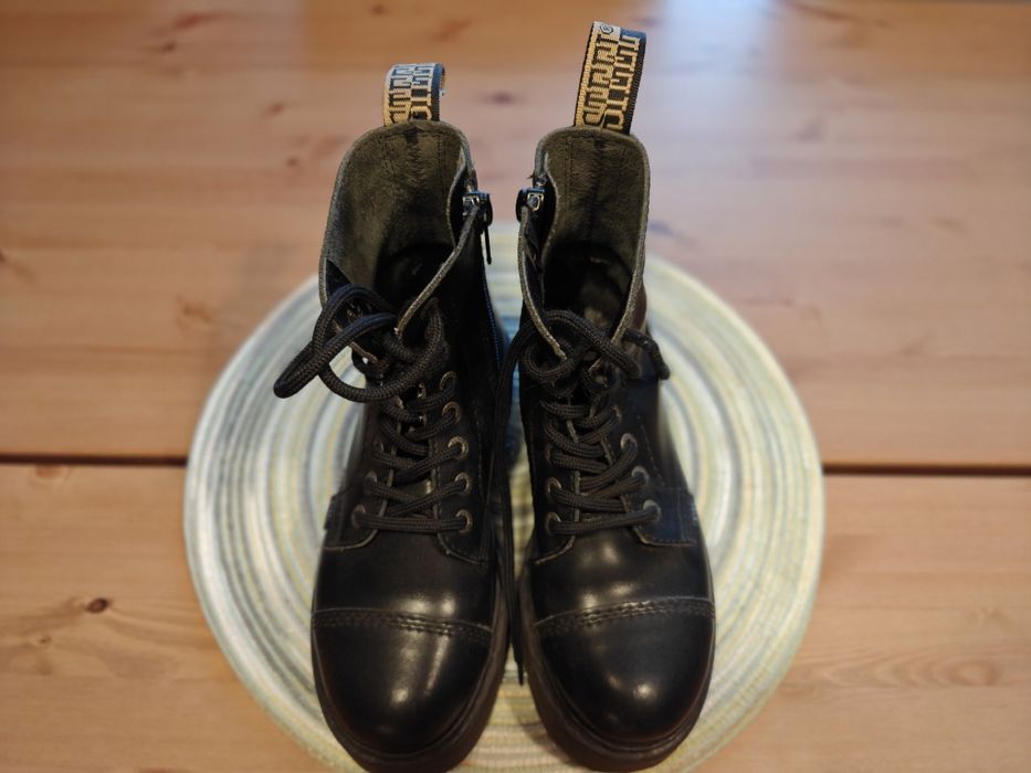 Glany Steel 8 dziur, rozm. 37