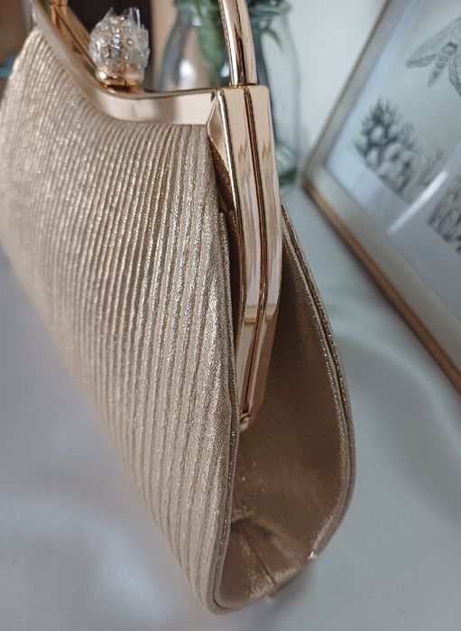 Złota Torebka Wieczorowa - Karbowana