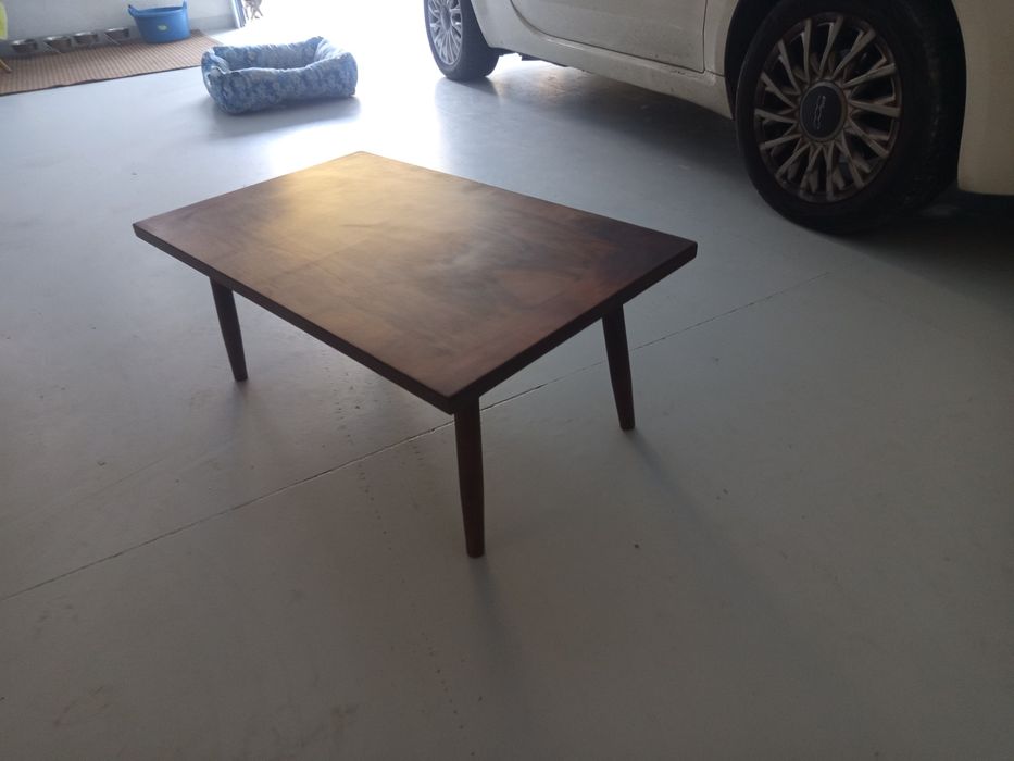 Mesa de centro me antiga