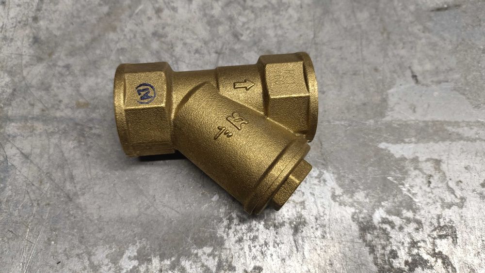 Filtr siatkowy skośny 1 cal do pomp ciepła, Co wody użytkowej mosiężny