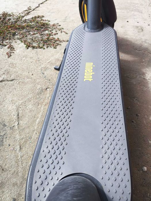 Segway Ninebot KickScooter Max G30E II