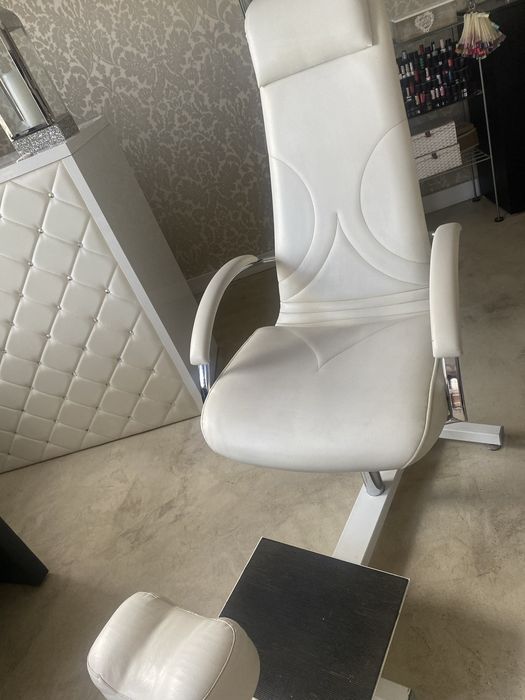 Fotel do makijażu i pedicure