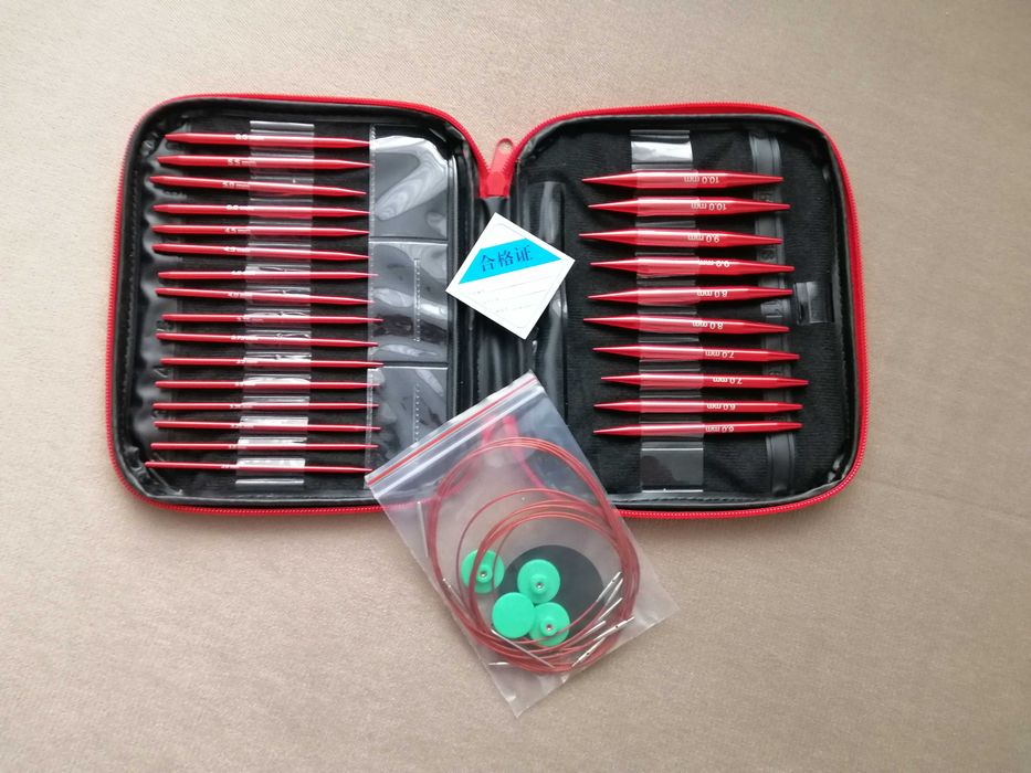 Комплект для в'язання, спиці.