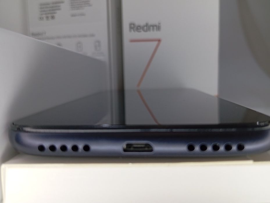 Нові! Xiaomi Redmi7 4/64 гб Смартфон/Телефон/Бюджетный/Качественный