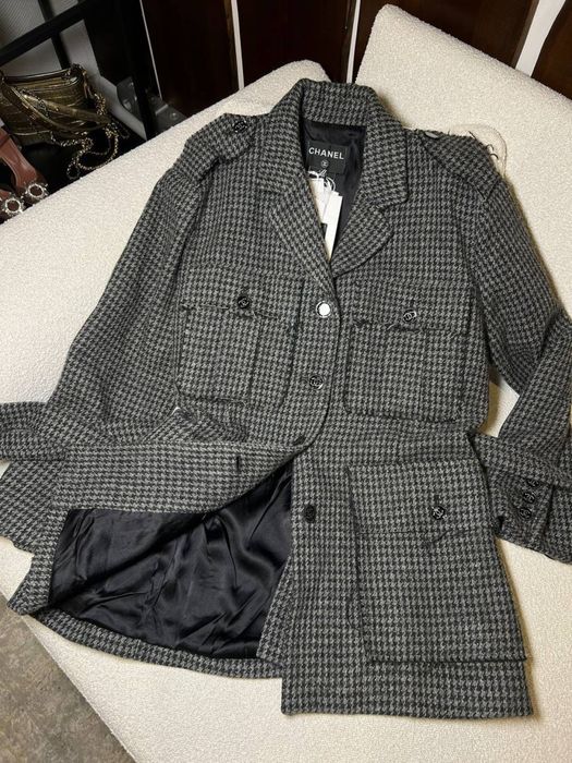 Піджак/ пальто Chanel , розмір: М-L! Розпродаж люксових речей, до 50%