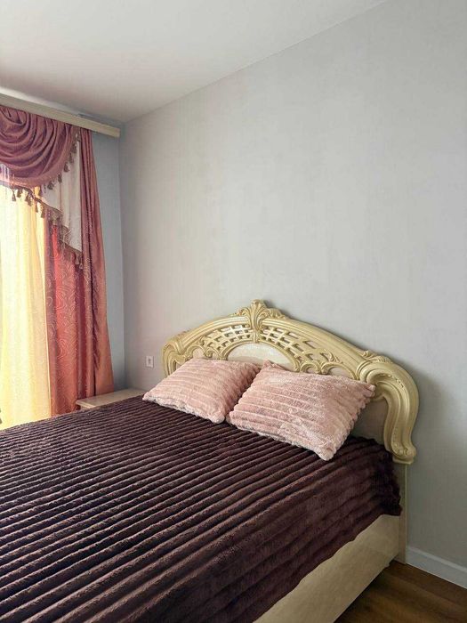 Здається двокімнатна квартира з кухнею-студією, район Епіцентру