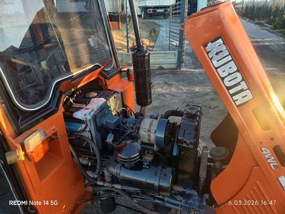 Sprzedam traktor Kubota B 7100 4 WD
