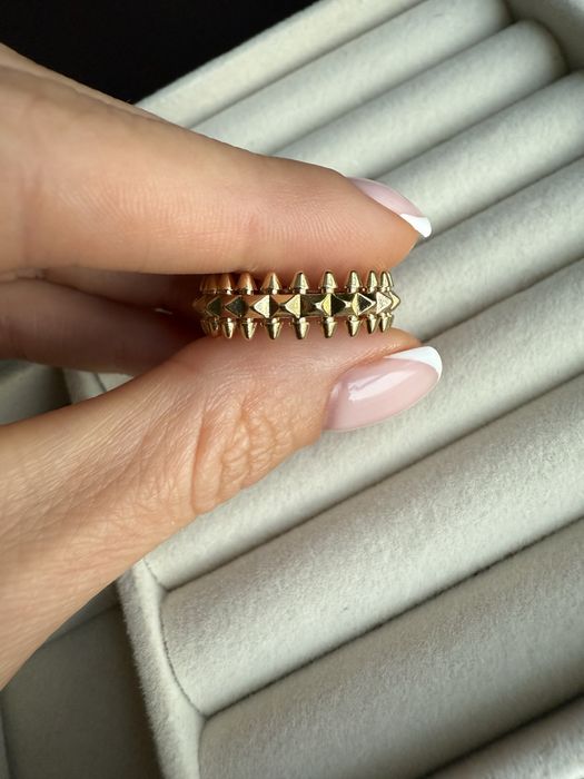 Каблучка перстень  cartier clash