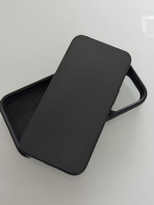 iPhone 16 PRO de 512GB bateria a 80% *- 900€*