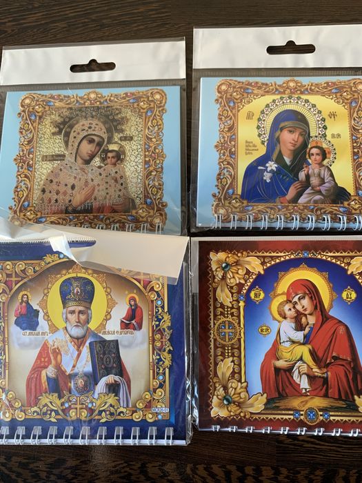 Календар-магніт на холодильник