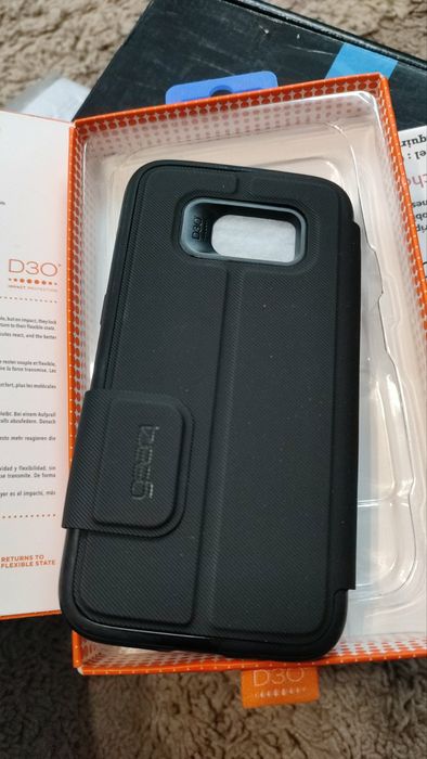 Чохли до телефону