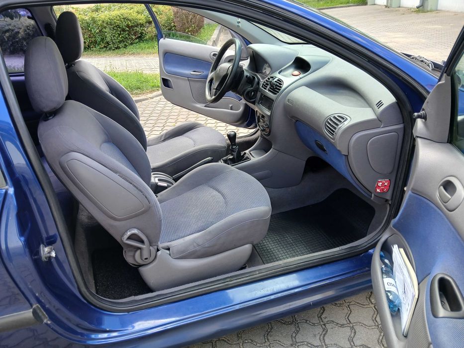 Peugeot 206