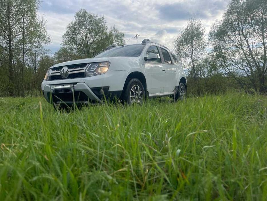 Авто RENAULT Duster