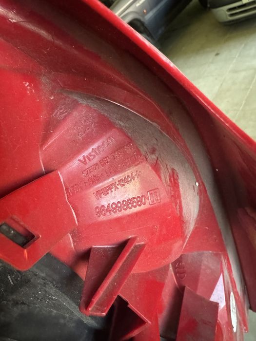 Farolim direito Peugeot 207