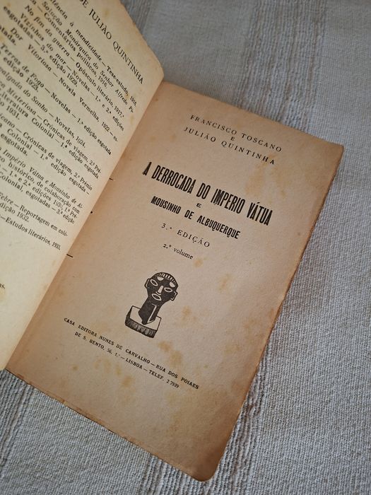 Livros antigos história de Moçambique