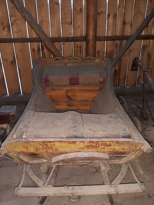 Drewniane sanie konne