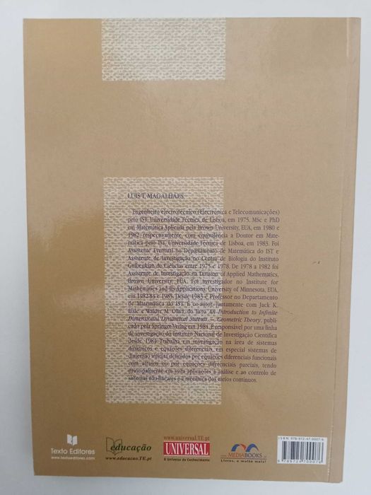 Álgebra Linear como introdução a Matemática Aplicada
