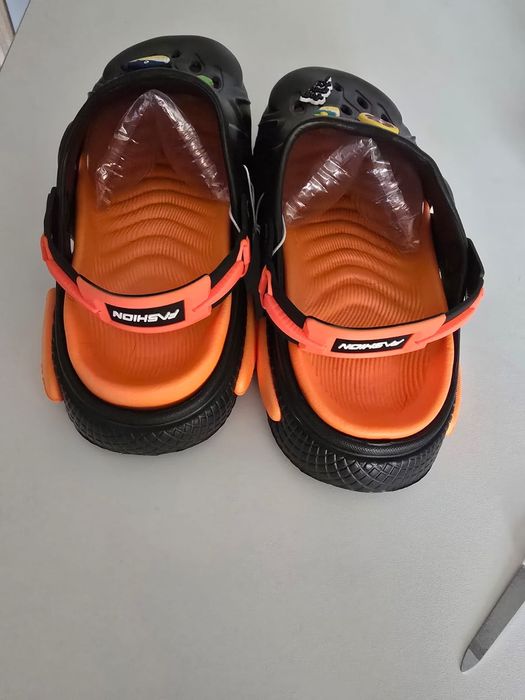 Klapki Crocs męskie