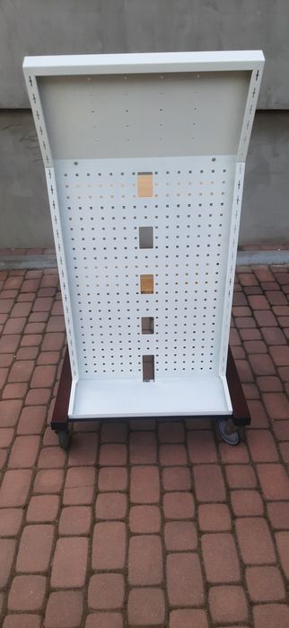 Stojak / uchwyt pod komputer / wózek mobilny