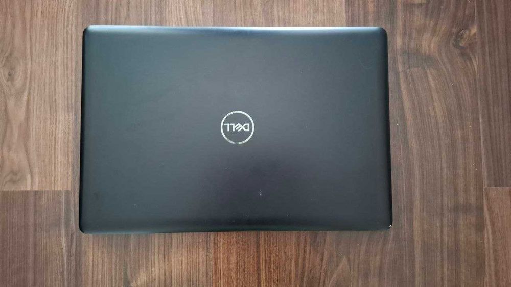Dell Inspiron 17 5000 Series