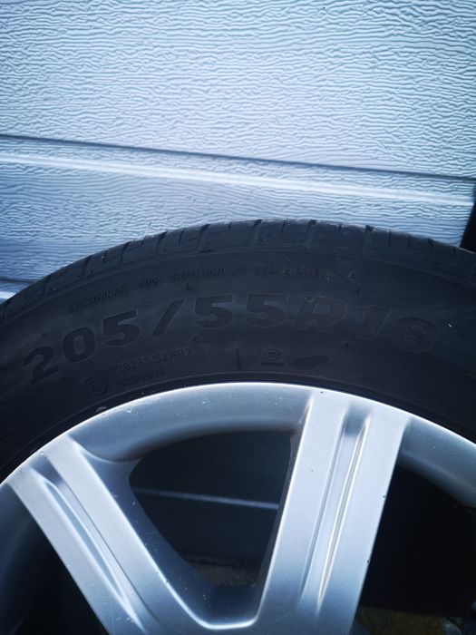 Opony plus felgi aluminiowe Audi