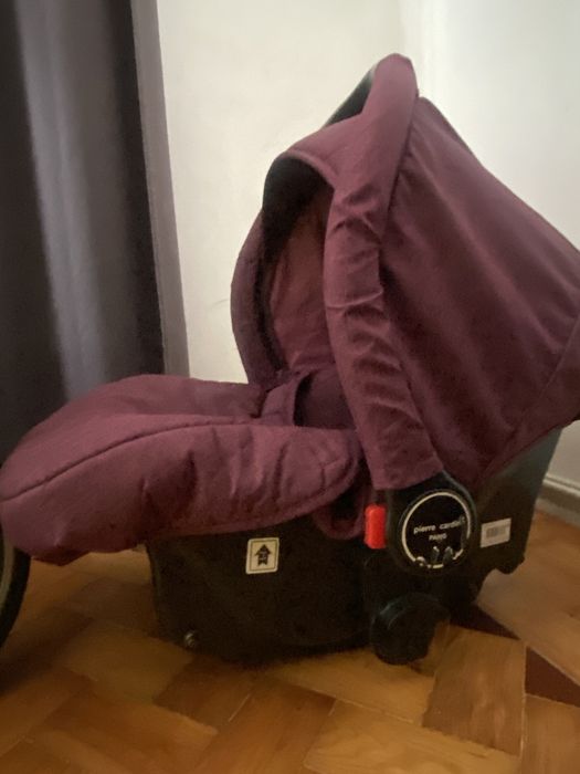 Carrinho de passeio — Pierre Cardin Vicky Plus