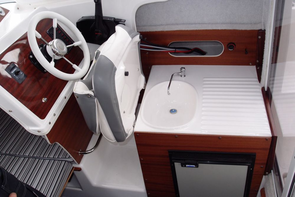 Каютный Катер TEXAS 645